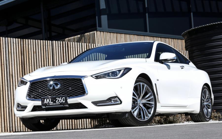  Infiniti Q60 2.0t 2016 года  (AU) (фото 13 из 30)